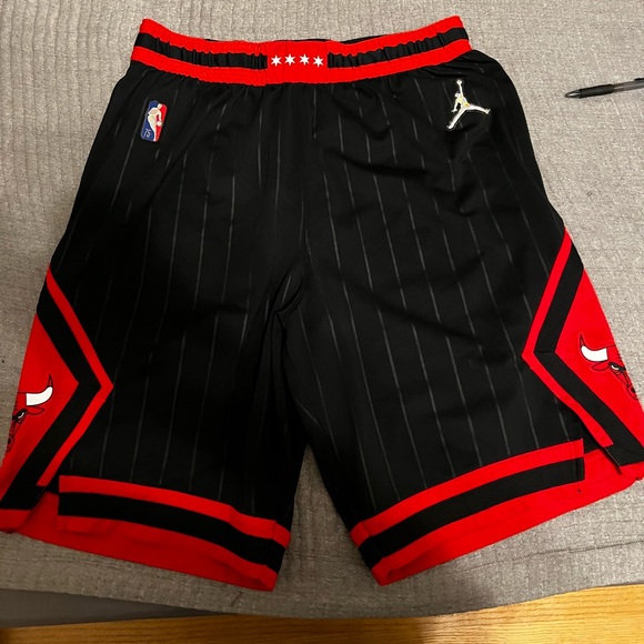 Jordat short - Picture 1 of 3